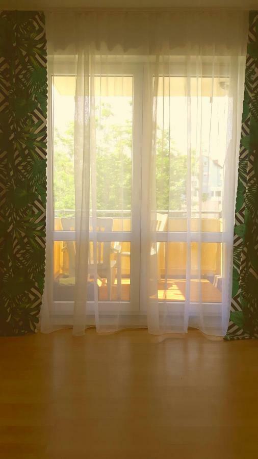 Schoene Ferienwohnung. Naehe Playmobil Und Messe Nbg Fuerth Luaran gambar